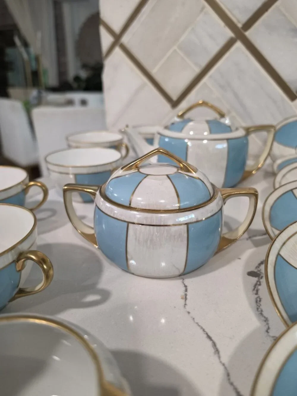 Noritake Tea Set 15-Piece Blue White Pearlescent w/ gold Porcelain Made In Japan